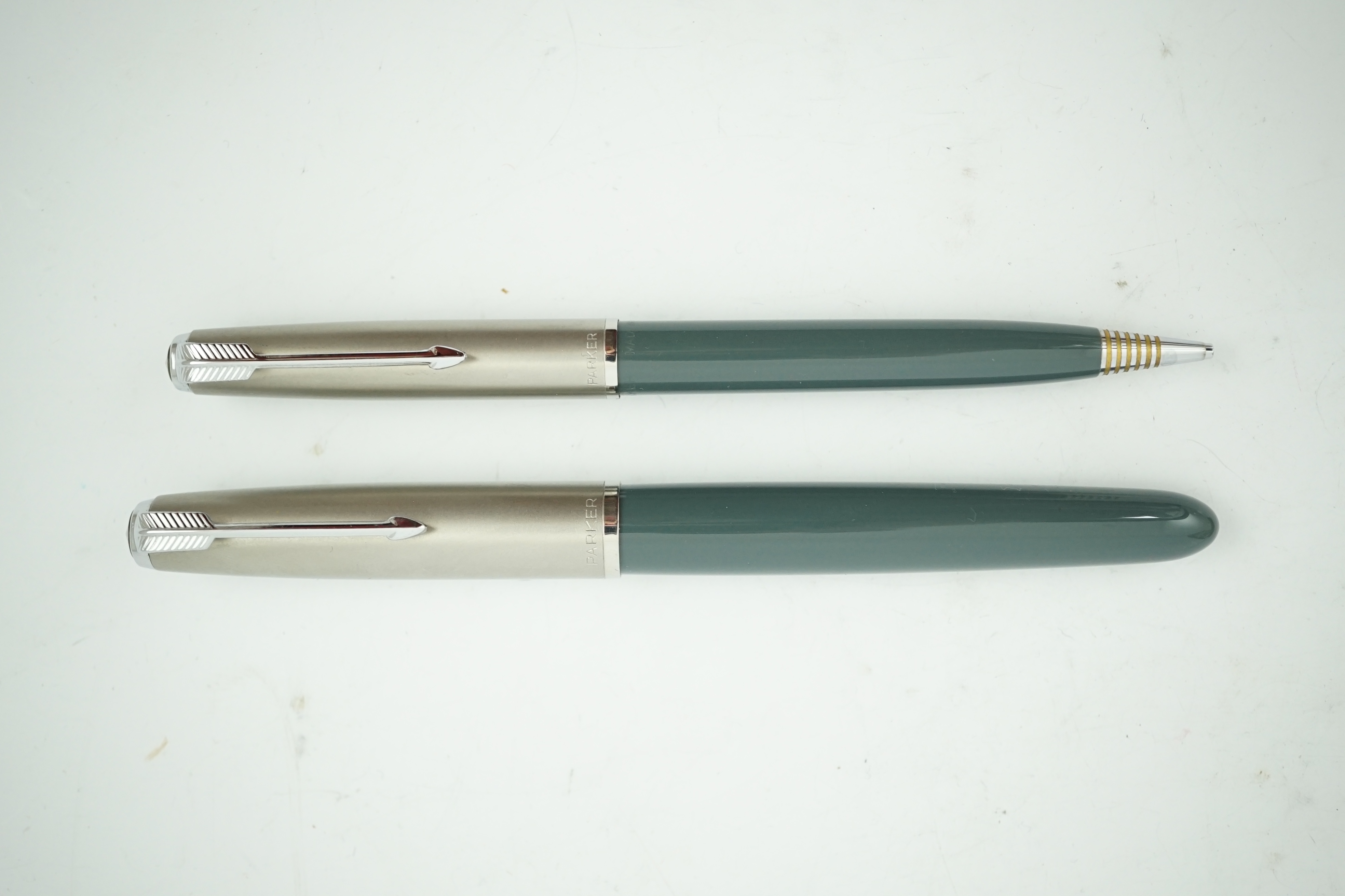 A Parker '51' Aerometric fountain pen and pencil